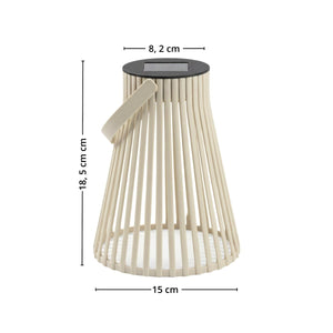 Beige solarlykt vist med mål for 15 cm bredde nederst, 8,2 cm bredde øverst og 18,5 cm høyde. - Lindas dekor