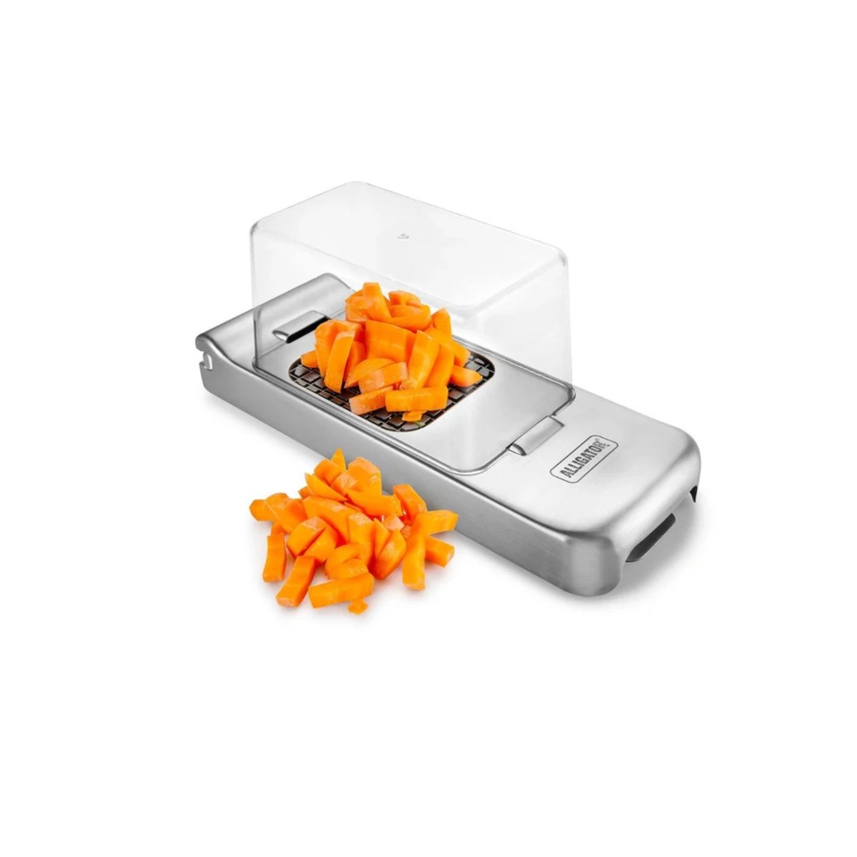 Alligator Stainless Steel Chopper 3 i 1 med hakkede gulrøtter i transparent oppsamlingsbeholder