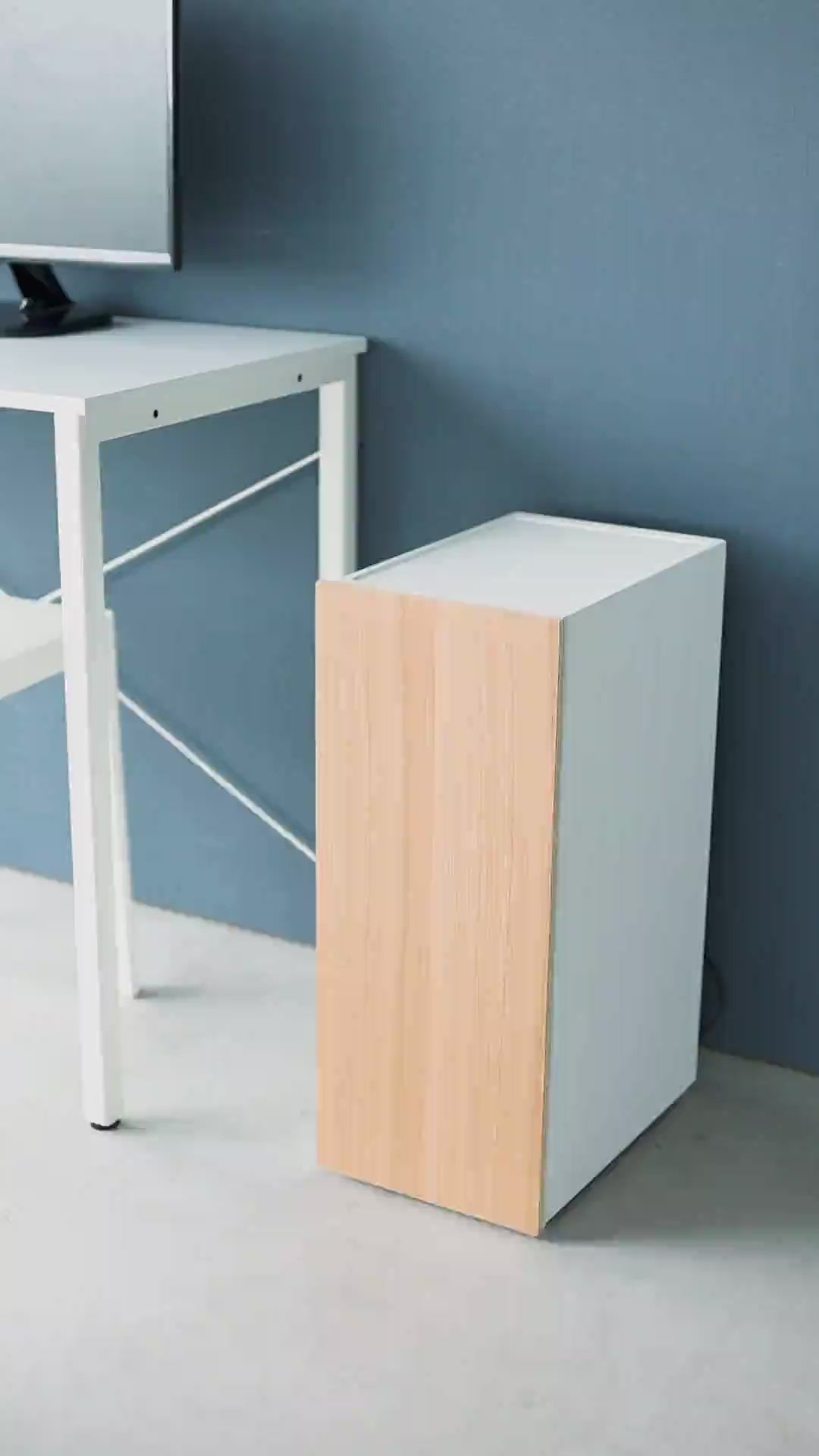 Oppbevaring til spillkonsoll og kontrollere i svart stål