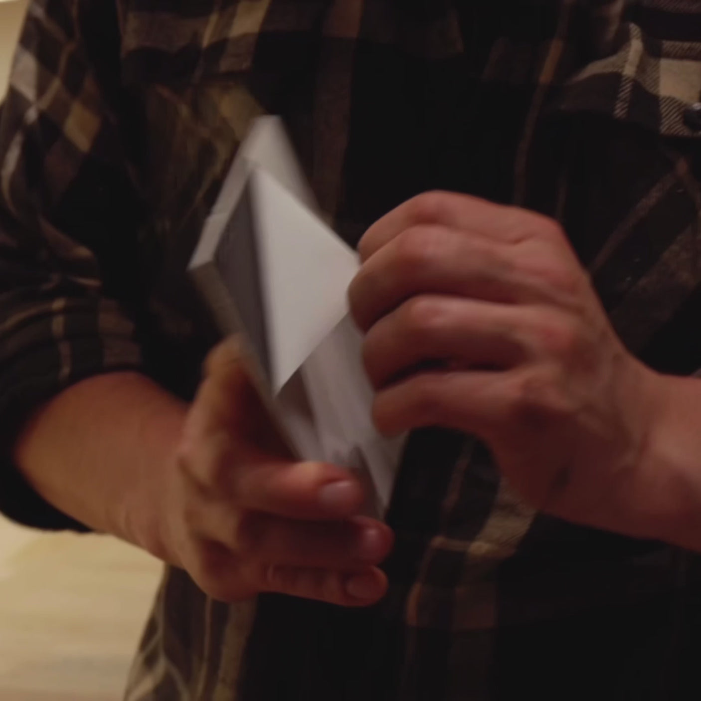 Hailey beige selvklebende fliser