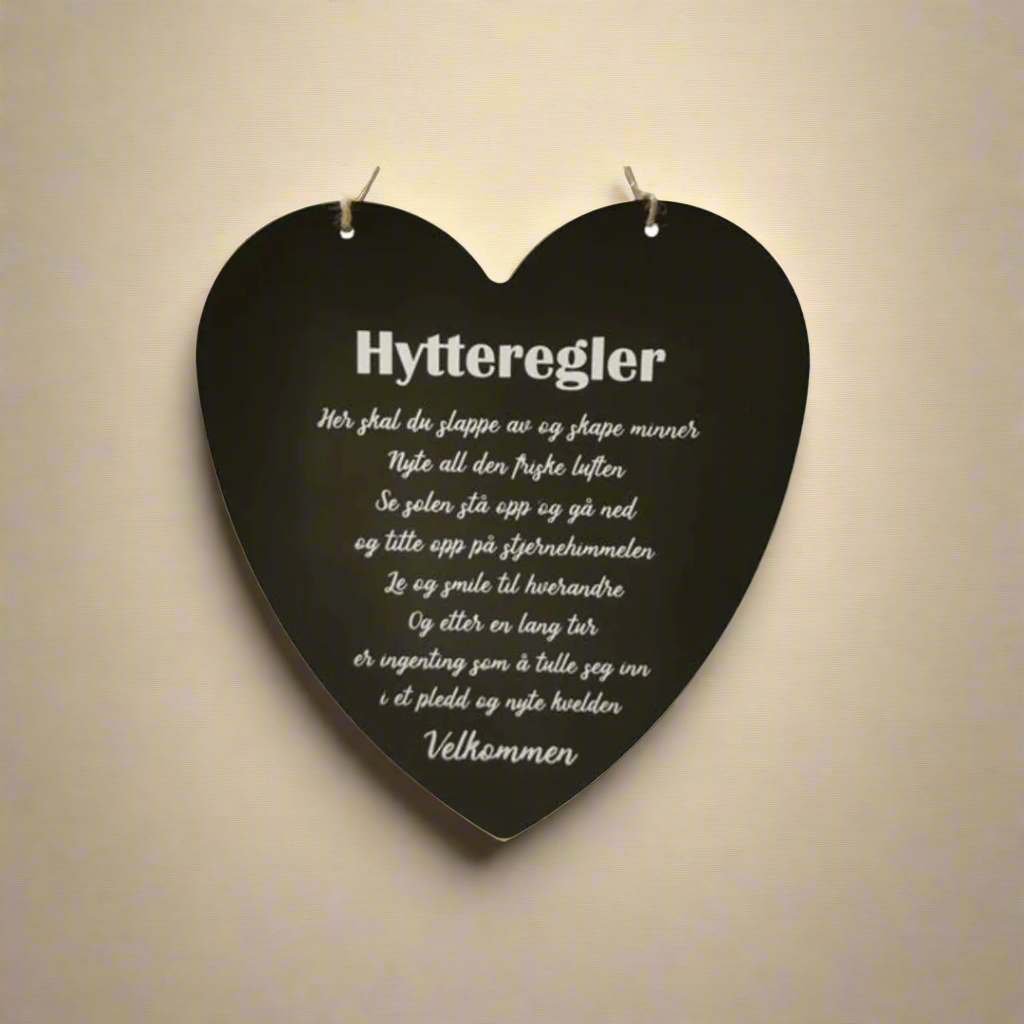 Skilt hytteregler hjerte, sort