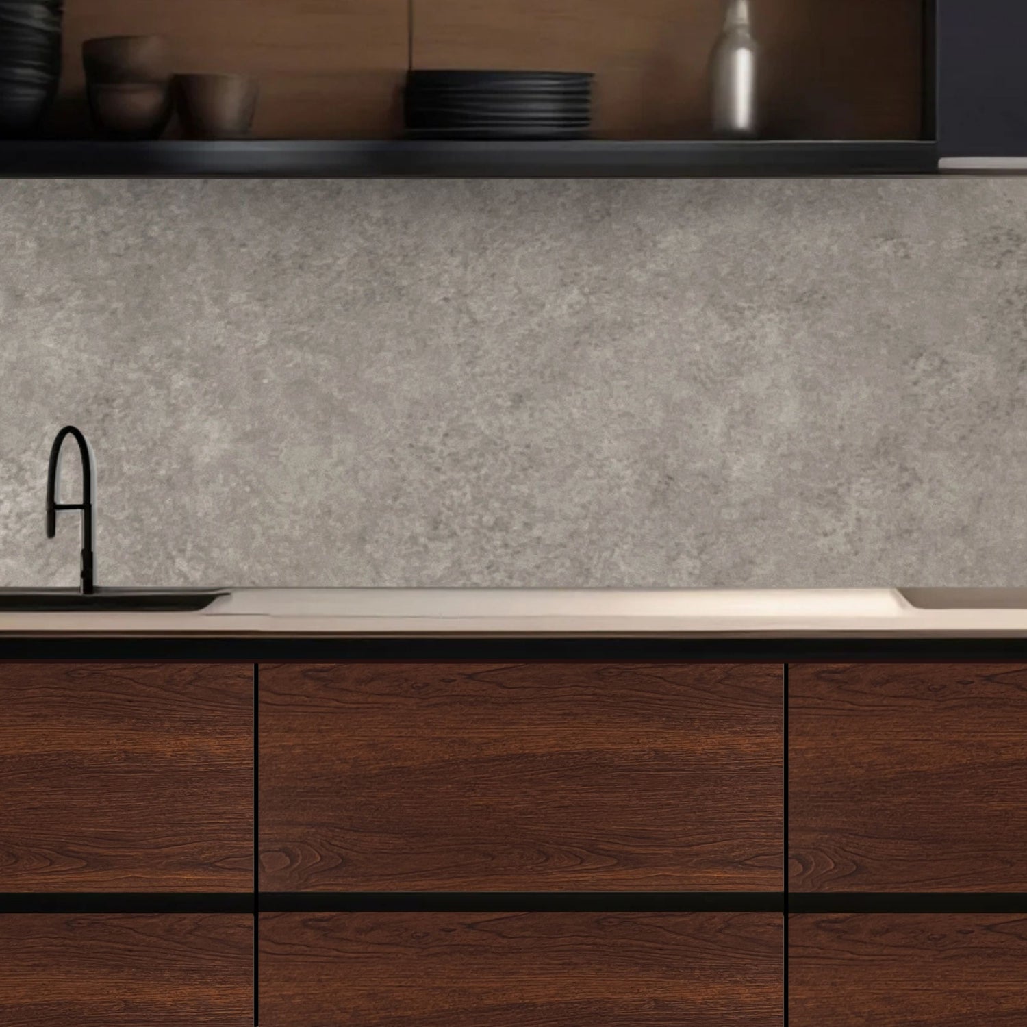 Warm walnut kontaktplast montert på kjøkkenskap. Få et kjøkken med valnøtt enkelt, raskt og billig