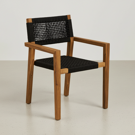 Anzio stol i natur og sort med åpen flettet rygg