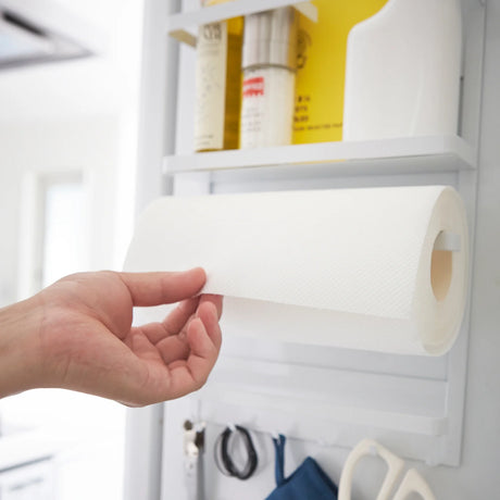 Magnetisk sidehylle til kjøleskap for folie, papir og redskaper