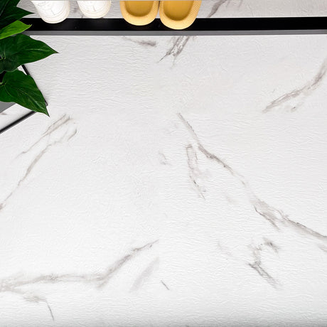 Marmor hvit gulvfliser med klassisk marmorstruktur og grå årer"

