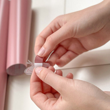 Kontaktplast matt rosa ash rose ensfarget

