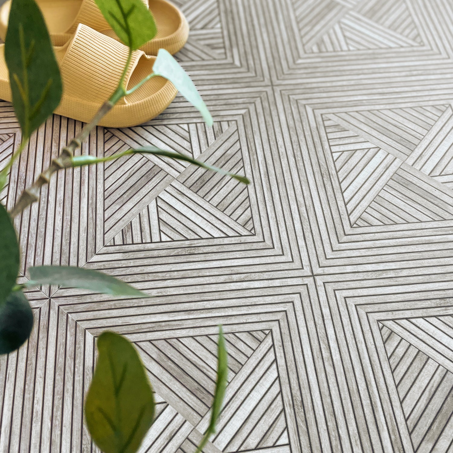 8-pk Oda selvklebende fliser