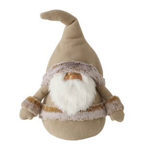 Dekorativ nissefigur Brodie i beige, sittende med hendene ut.