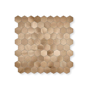 Børstet kobber selvklebende veggfliser imiterer børstede fliser i kobber. Denne er veldig populær til fornyelse av kjøkken-vegger og baderom. 