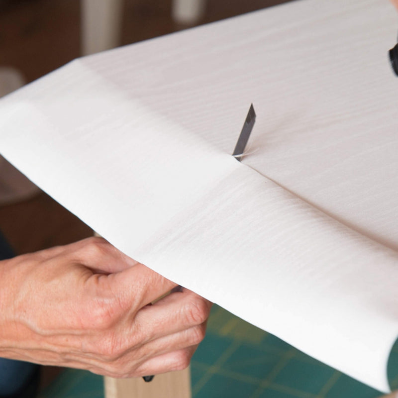 Whitewood kontaktplast – hvit trestruktur folie til møbler og kjøkkenskap